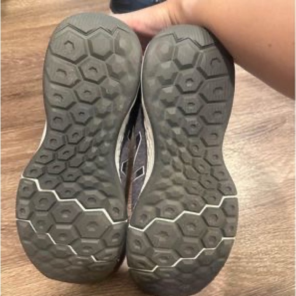 Brand new New Balance men’s tennis shoes - Picture 5 of 5